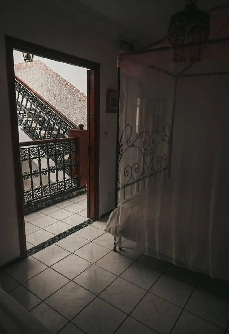 4 Bedroom House With Swimming Pool 마라케시 0*,